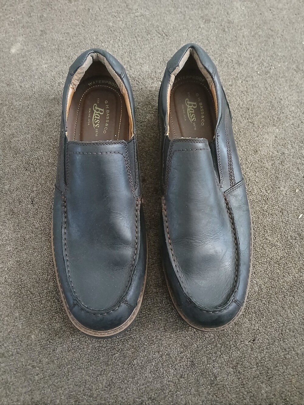 G.H. Bass & Co. Men’s Black Leather Slip-On Loafers